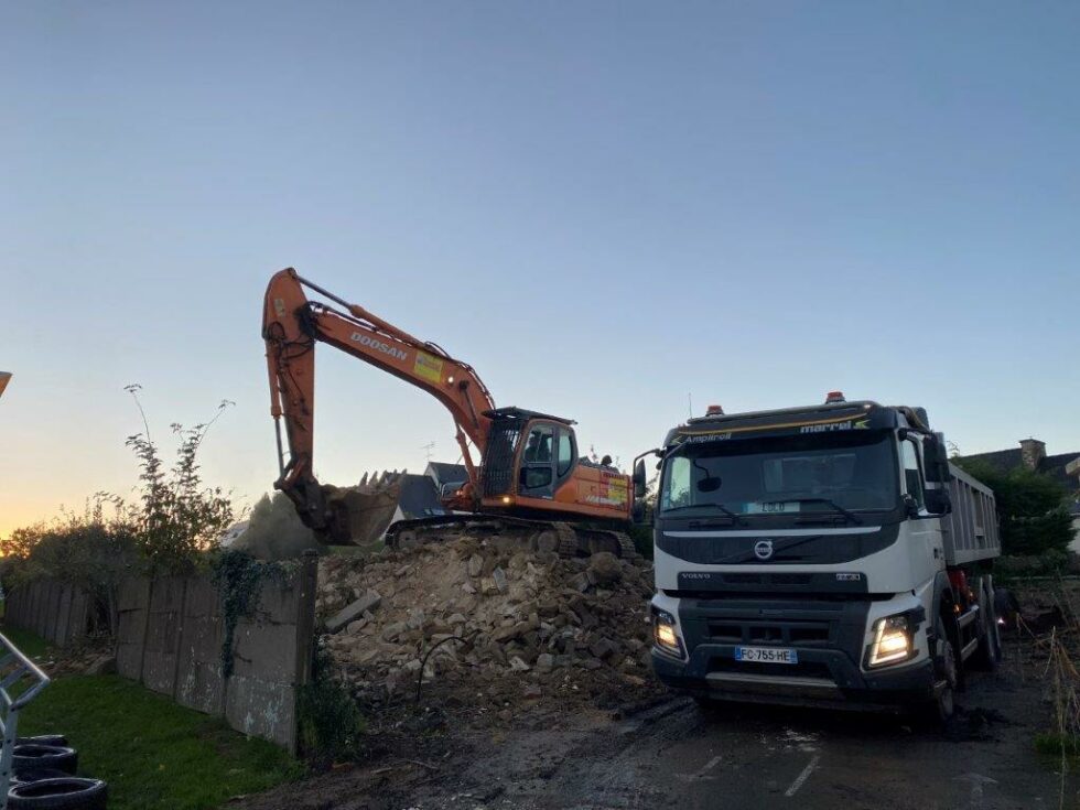 demolition côtes armor lavigne